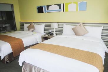 Park City Hotel   Luzhou Taipei