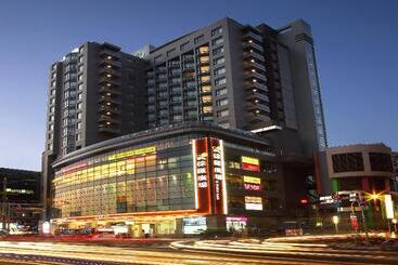 Park City Hotel   Luzhou Taipei