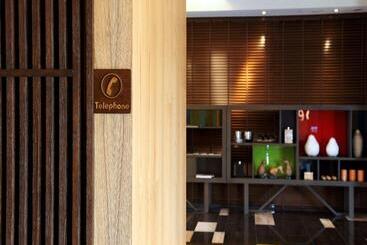 Park City Hotel   Luzhou Taipei