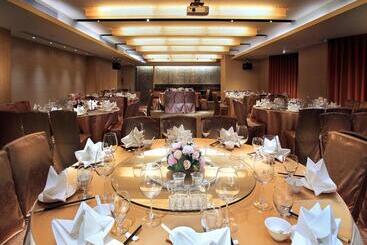 Park City Hotel   Luzhou Taipei