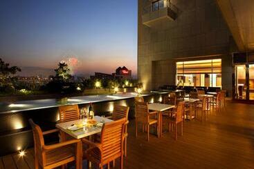 Park City Hotel   Luzhou Taipei