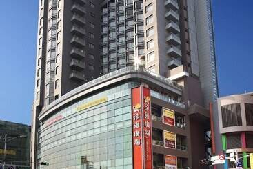Park City Hotel   Luzhou Taipei
