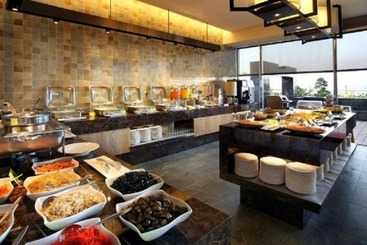 Park City Hotel   Luzhou Taipei