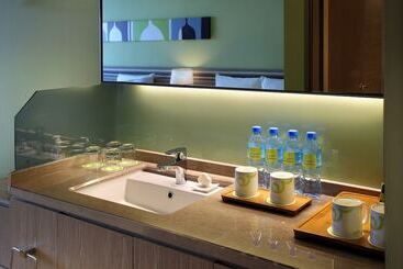 Park City Hotel   Luzhou Taipei