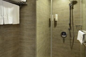 Park City Hotel   Luzhou Taipei