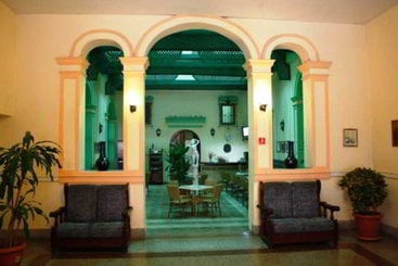 هتل Plaza