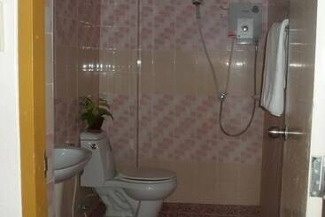 هتل Pornthep Mansion