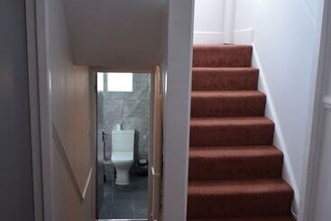 هتل Relax Inn Guest House