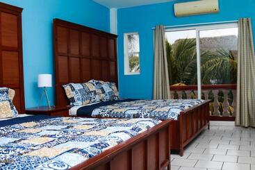 هتل Sabas Beach Resort