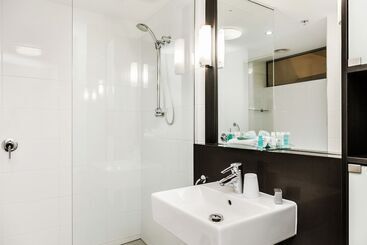 Monaco Caloundra