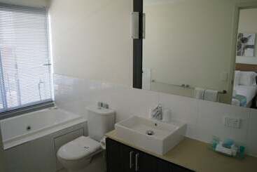 Monaco Caloundra