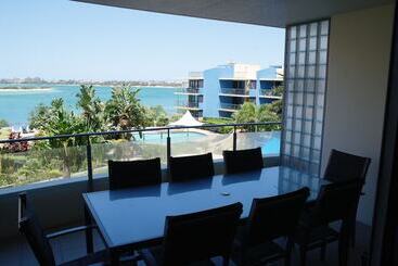 Monaco Caloundra