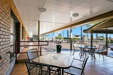 مُتل Sunray Motor Inn