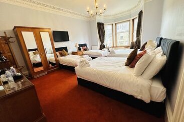 پانسیون Abbotsford Guest House