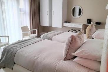 پانسیون Atlantic Villa Boutique Guesthouse