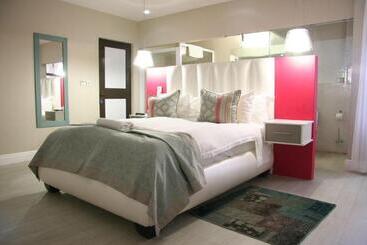 پانسیون Atlantic Villa Boutique Guesthouse