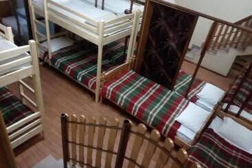 پانسیون Guest House Zodiac