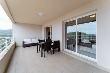 Residence Salina Bay