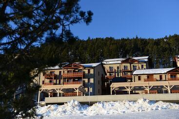 Vacanceole  Les Chalets De L Isard
