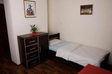 هاستل Euro Zajazd   Casa Di Fulvio Maria Viola