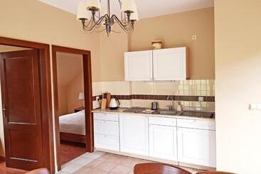 تختخواب و صبحانه Apartamenty Dom Na Wzgórzu Gardenia