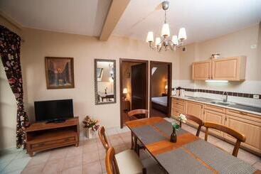 تختخواب و صبحانه Apartamenty Dom Na Wzgórzu Gardenia