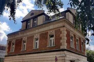 تختخواب و صبحانه Kazimierz Residence Square