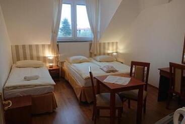 צימר Letnia Willa Jacuzzi & Sauna