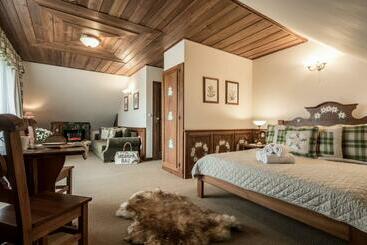 تختخواب و صبحانه Villa Adamo&spa