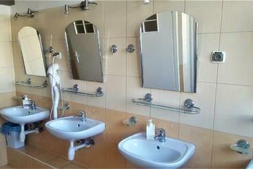 Hostel Na żurawiej