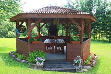هتل Leśny Dwór Bieszczady   Sauna I Gorąca Balia