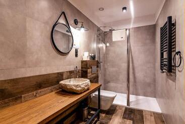 تختخواب و صبحانه Salio Equisport Resort