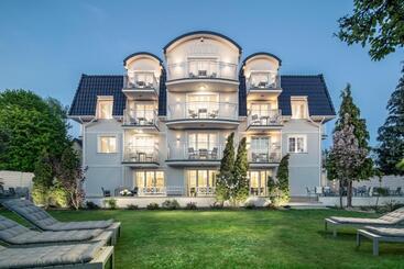 تختخواب و صبحانه Villa Astra Baltica