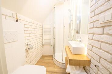 تختخواب و صبحانه Willa Legenda Hotel Adults Only