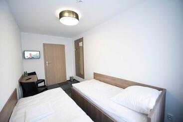 Hostel Sms