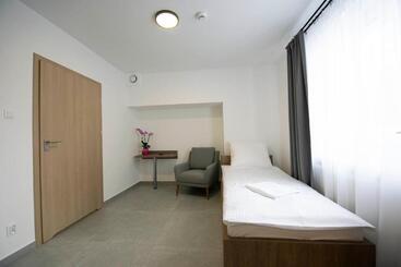 Hostel Sms