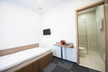 Hostel Sms