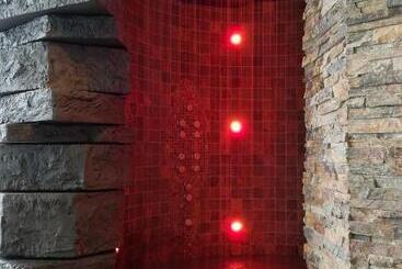 فندق żubrówka Spa & Wellness
