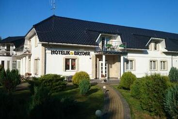پانسیون Brydar With Sauna, Swimming Pool And Jacuzzi
