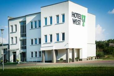 Poznań West Hotel   Airport