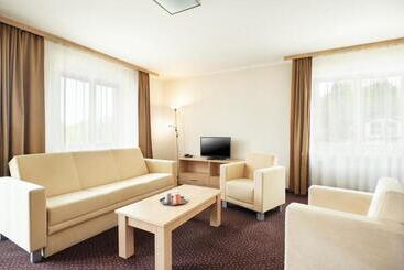 استراحتگاه Instytut Zdrowia Sofra Fit & Spa