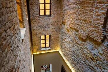 Rynek 7   Apartamenty