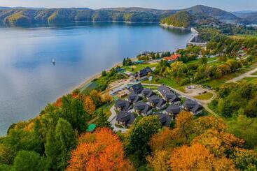 White Sails Solina