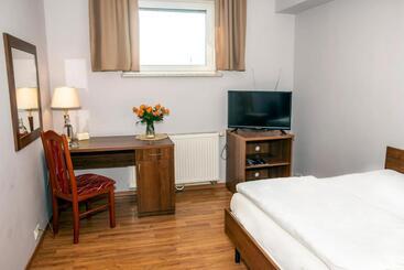 호스텔 Weranda Rooms