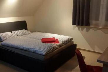 تختخواب و صبحانه Dask Resort