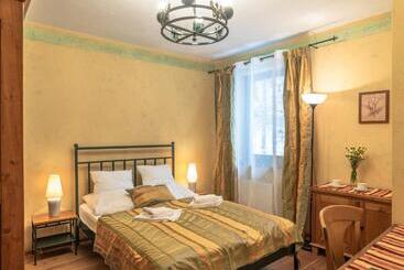 تختخواب و صبحانه Dom Potok