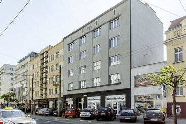 تختخواب و صبحانه Gdynia Centrum