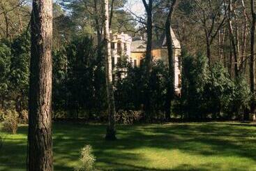 تختخواب و صبحانه Villa Le Matin