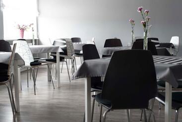 Hostel Azymut