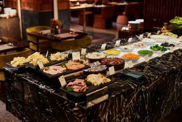 Valia Hotel Bangkok Sukhumvit